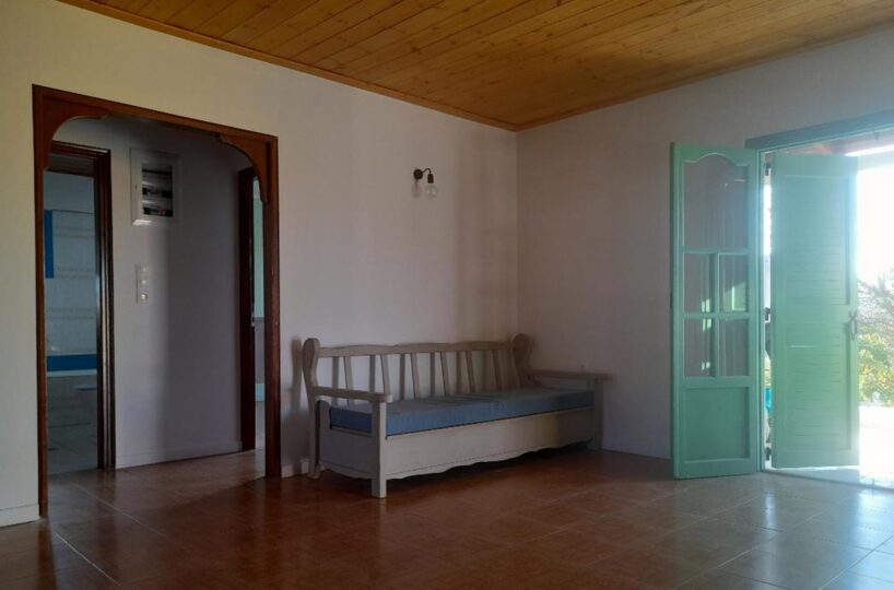 Villa-Petras-Sitia-Sofa