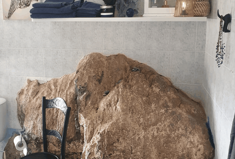 Stylish-Wonderful-Rock