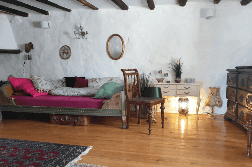 Stylish-Wonderful-Sofa