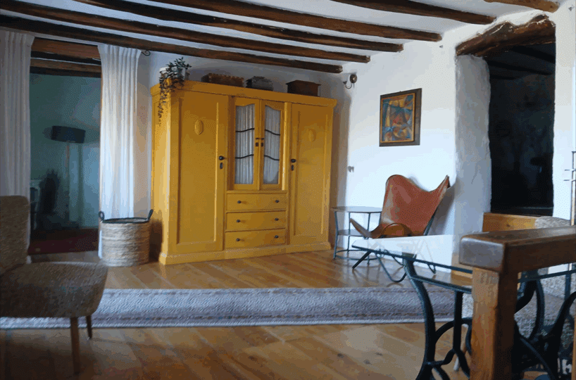 Stylish-Wonderful-Wardrobe