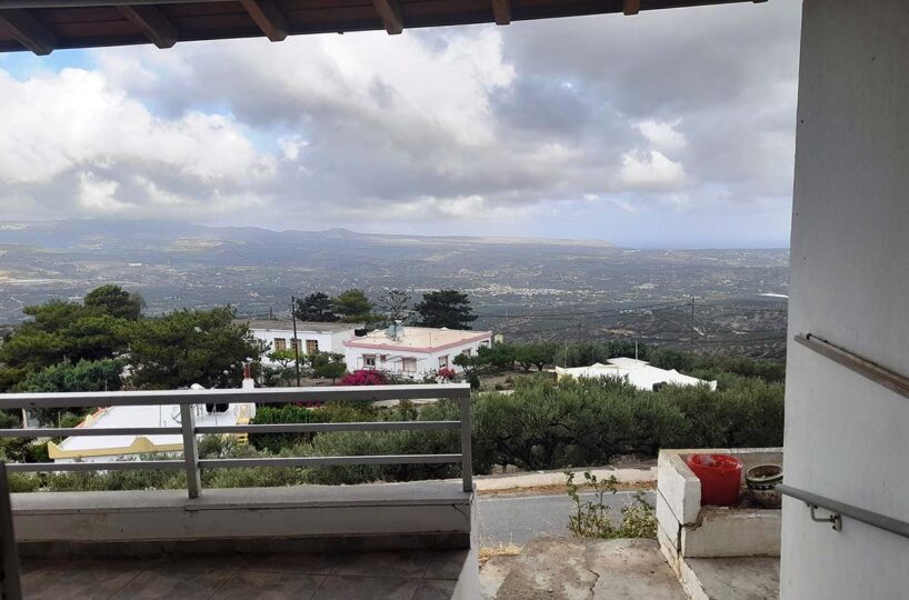 Stavromenos-House-Courtyard