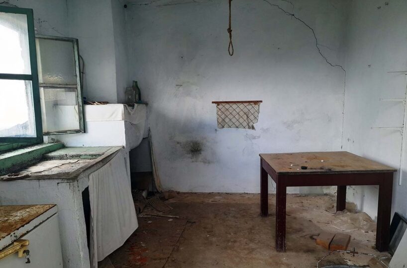 Stavromenos-House-Old-Kitchen