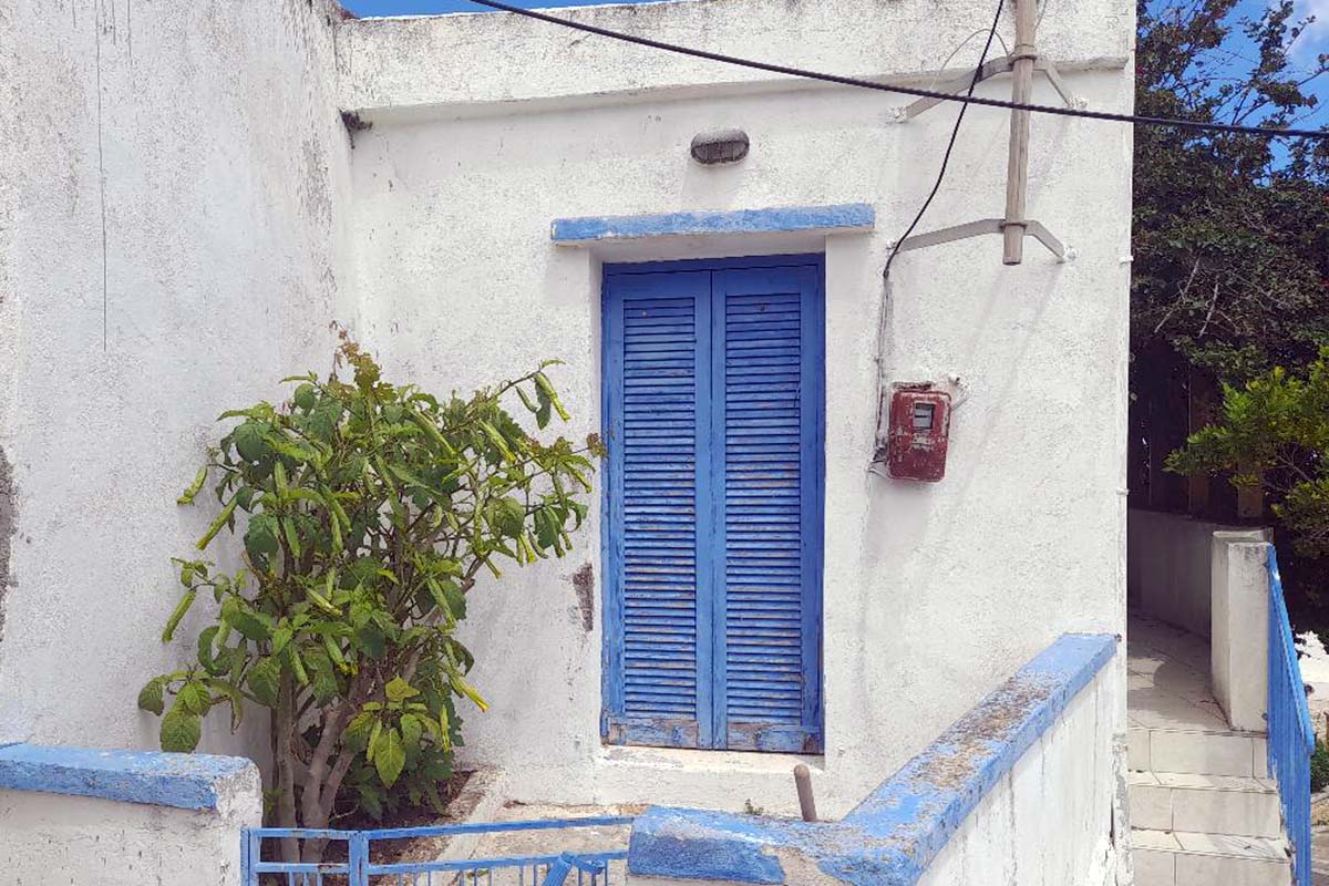 Sklavi-One-Bedroom-Front