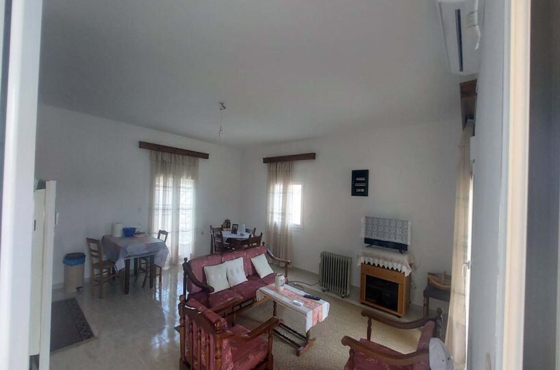 First-Floor-Two bedrooms-Lounge