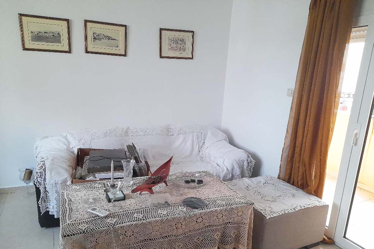 Ktirio-3orofoi-Sofa-2