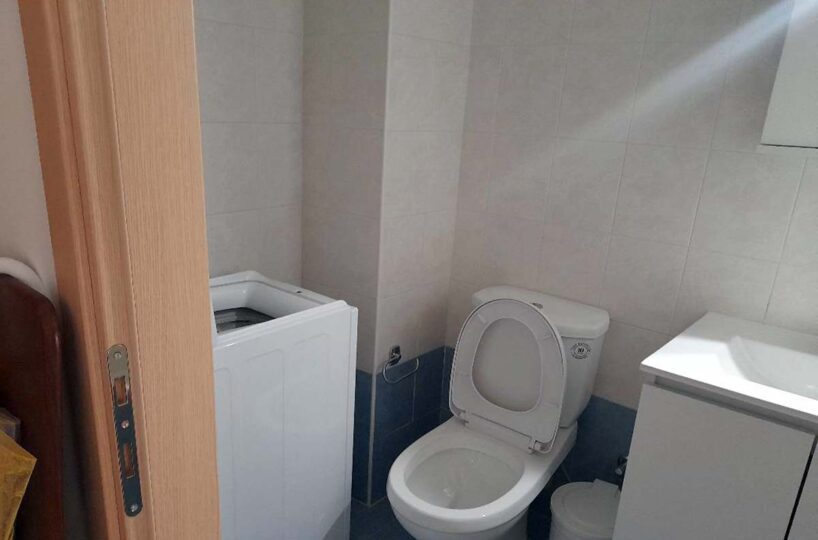 Studio-Second-Floor-Toilet