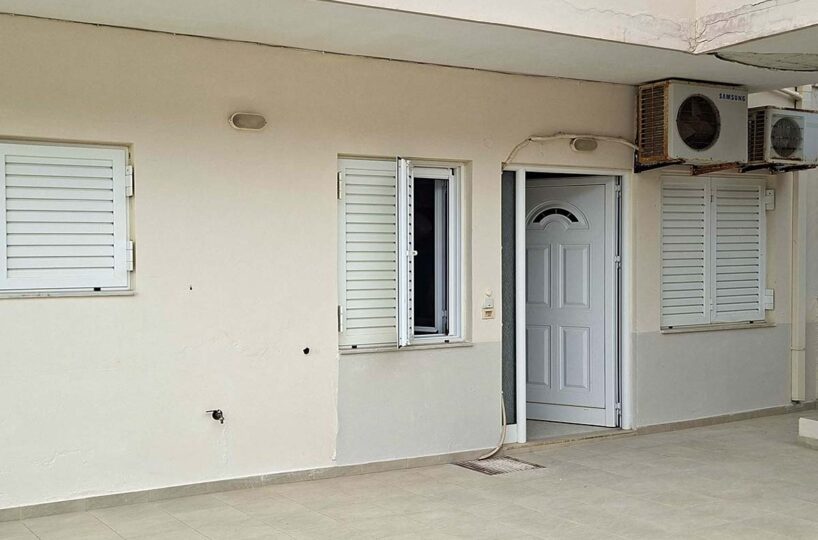 Agia-Fotia-Sea-View-Apartment-Entrance