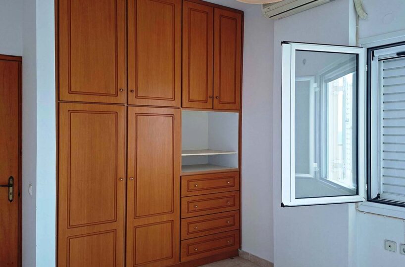 Agia-Fotia-Sea-View-Apartment-Wardrobe-1