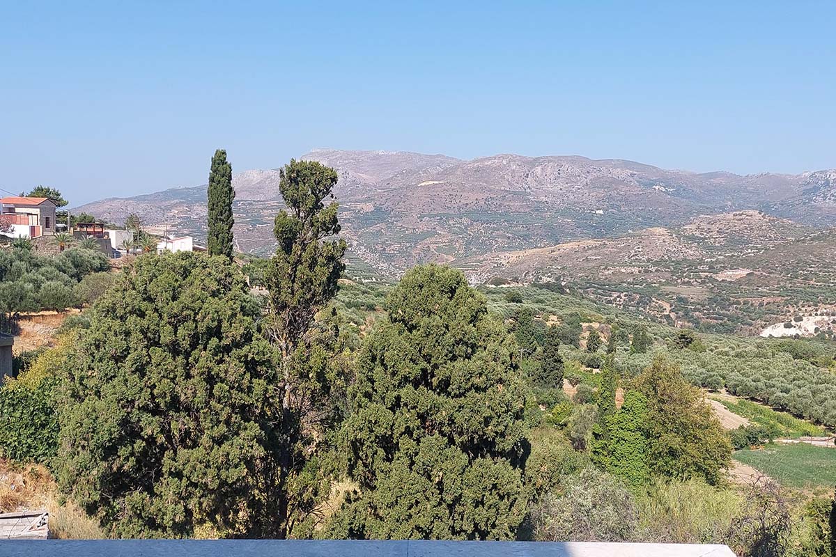 Agios-Georgios-Views