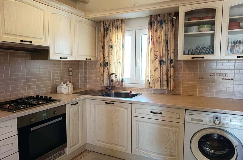 Makri-Yialos-Kitchen