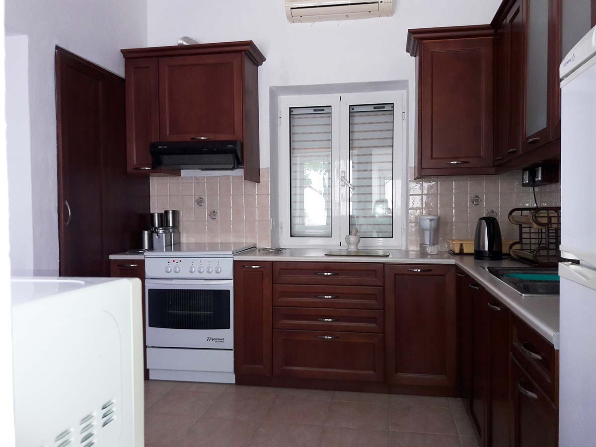 Aghia-Marina-House-Kitchen