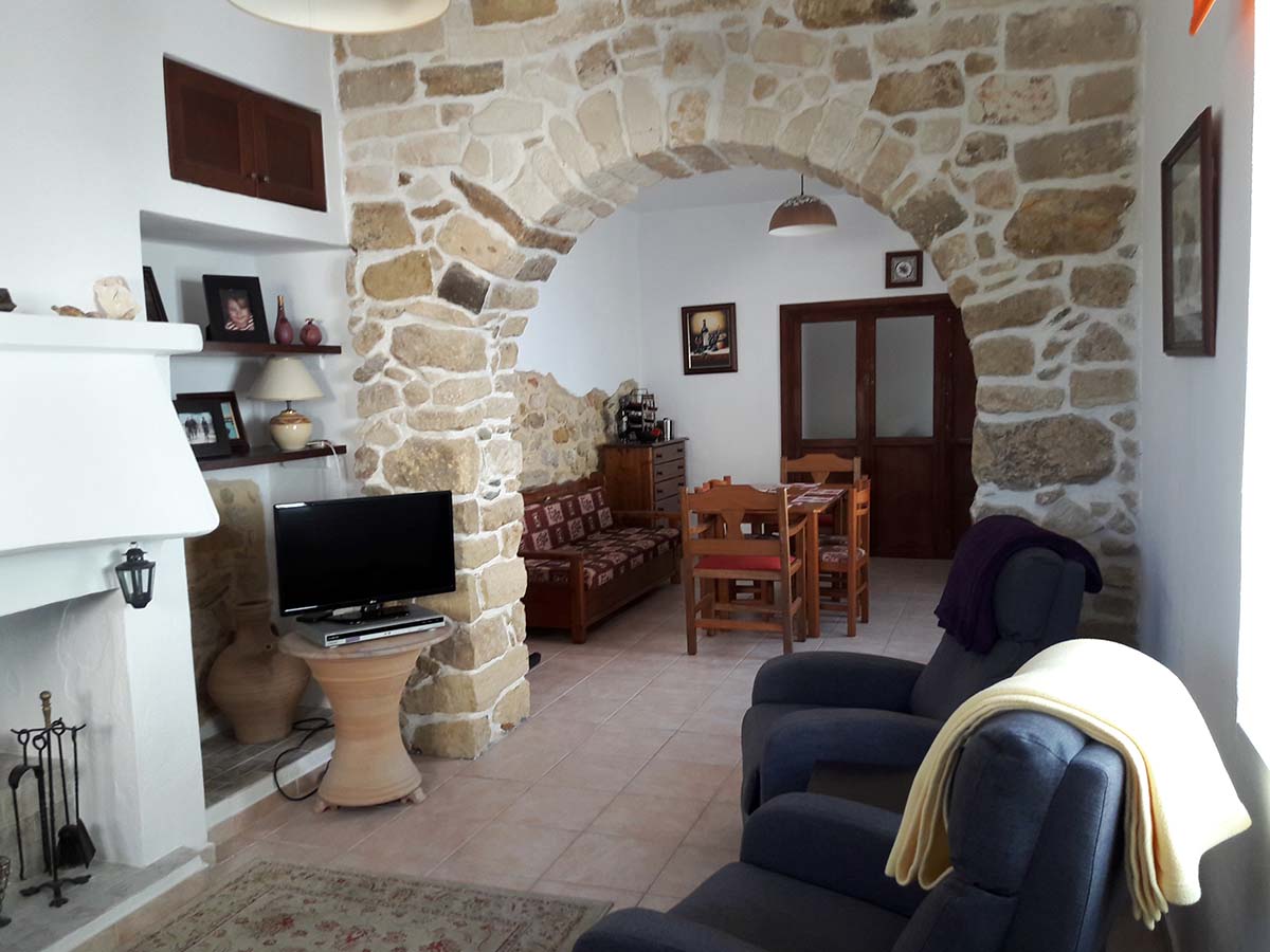 Aghia-Marina-House-Living