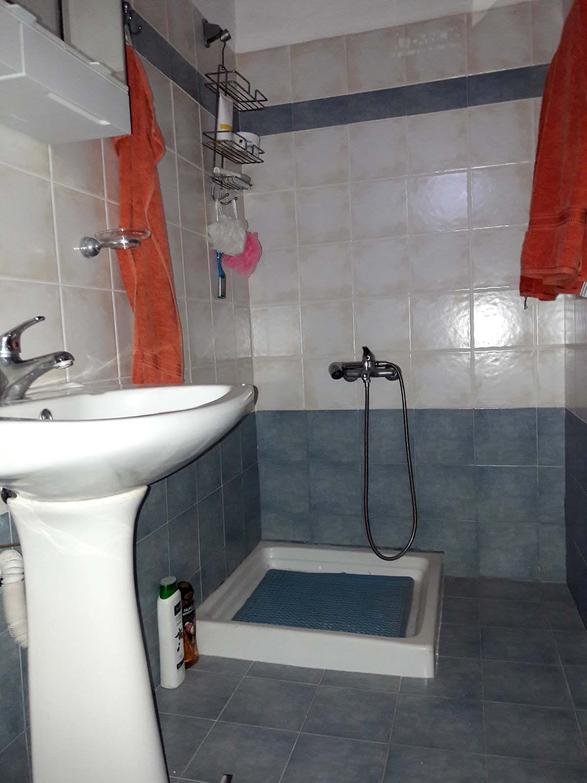 Aghia-Marina-House-Secondshower