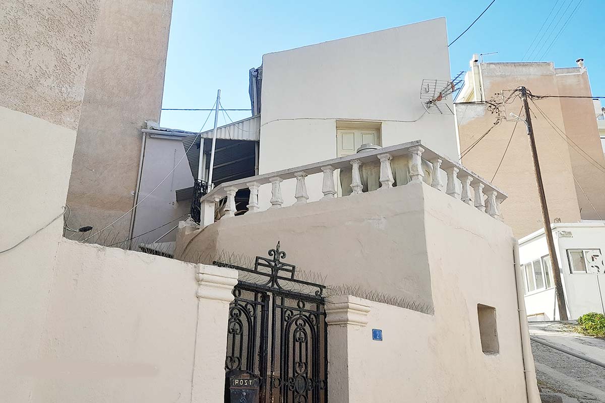 Historical-Building-Sitia-Overview