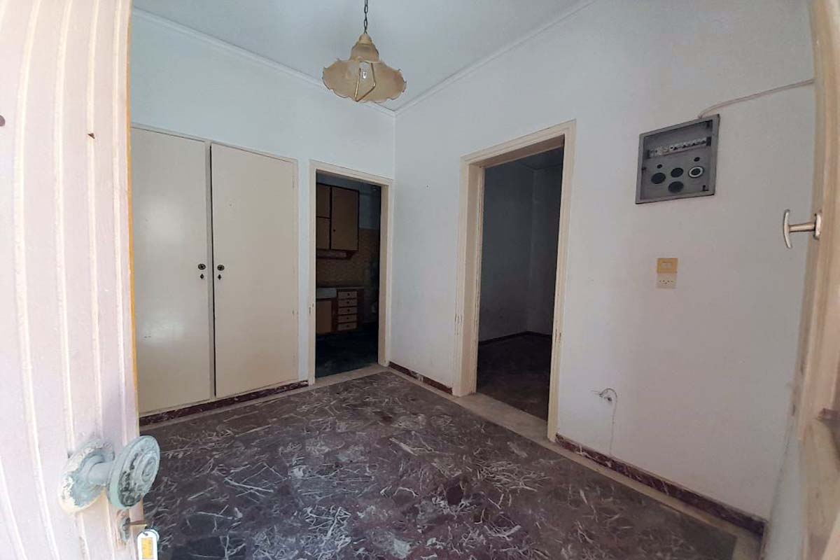 Small-Building-Marble-Floors