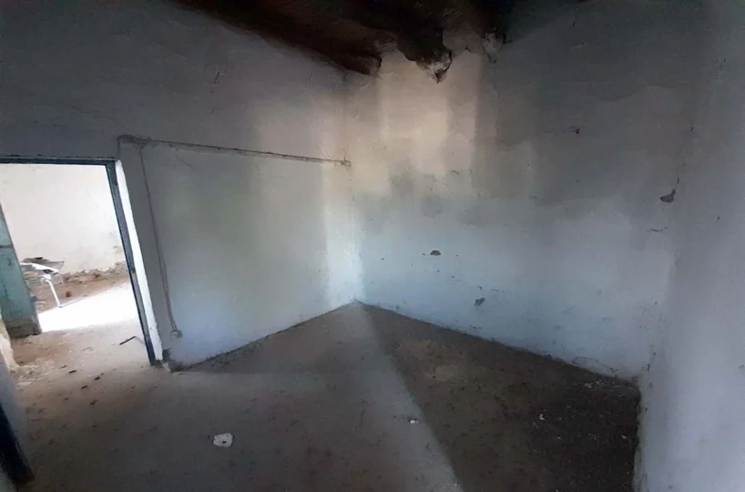 Sweet-Village-House-Room